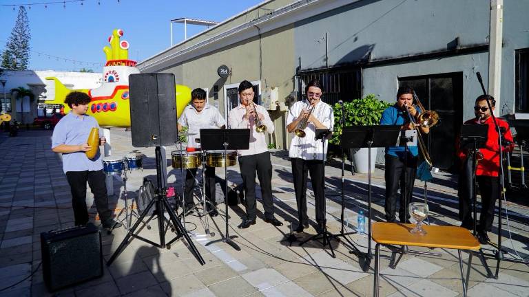El callejón Liverpool se llenó de cadencia, memoria y alegría.