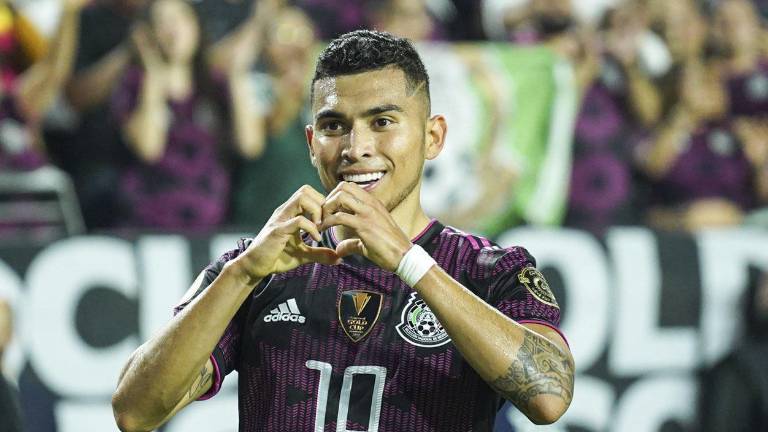 Orbelín Pineda está por llegar al futbol español.