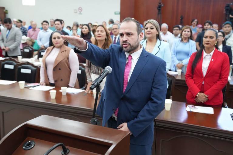 Reeligen a Pacheco Chávez como Magistrado de Sala Regional del TJA; ya rindió protesta
