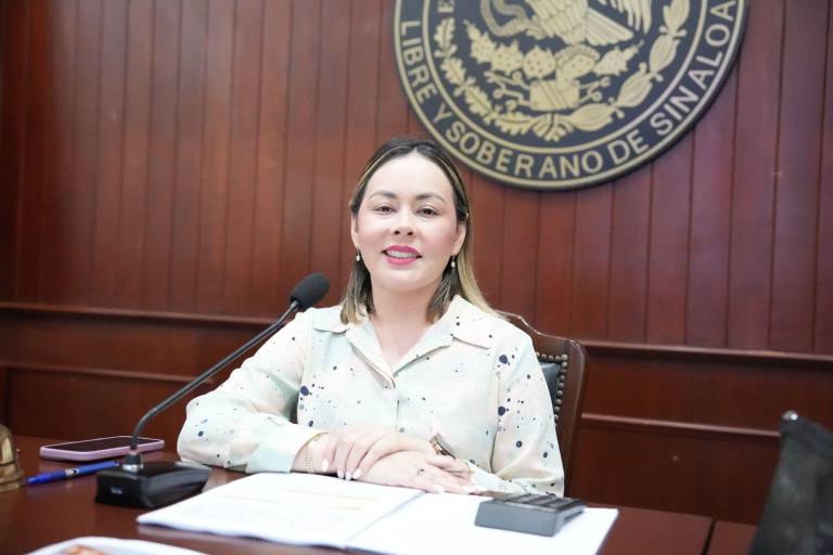 Yeraldine Bonilla responde a comentarios sobre su trayectoria por parte de Rocha Moya