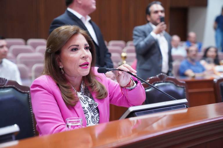 Diputada Gloria Himelda Félix deja la bancada del PRI en el Congreso del Estado