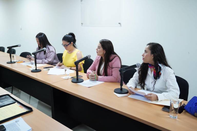 Aprueba Comisión incluir categoría ‘Empresarial’ en Premio al Mérito Juvenil