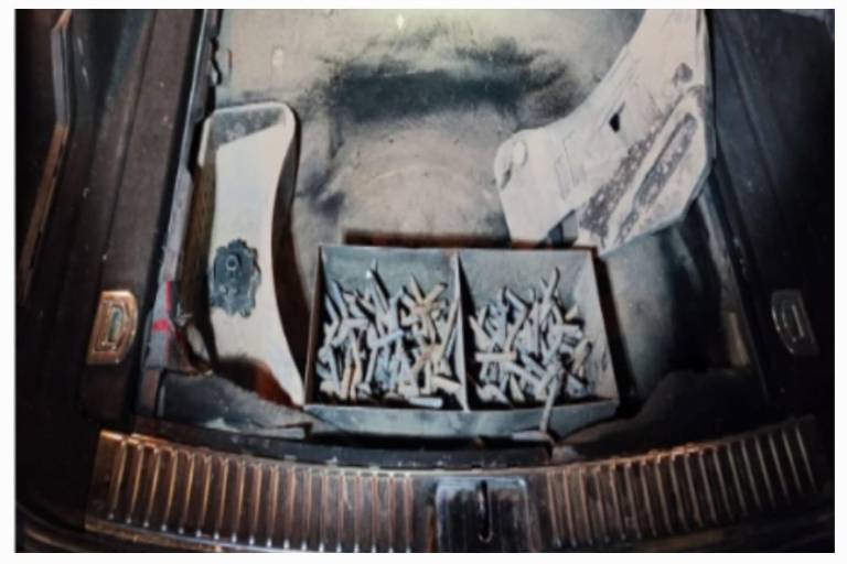 En Eldorado, Ejército asegura vehículo blindado y con aditamento para arrojar ponchallantas