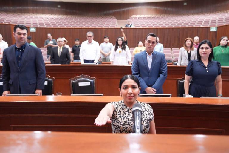Nombran a Michelle Adriana Pineda Prado primera titular del OIC del Instituto de Protección de Sinaloa