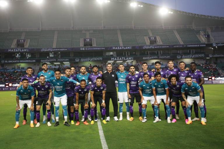 Mazatlán FC se inspira en el Faro y los paisajes del puerto para sus nuevos jerseys