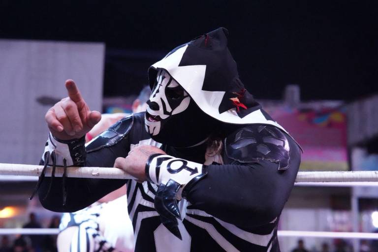 Gran Posada de Carnes Selectas Nayarit con Lucha Libre Profesional en Tepic