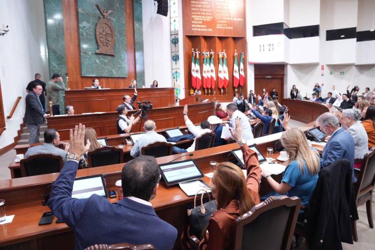Congreso de Sinaloa aprueba minuta del Senado para prohibir uso de vapeadores y consumo de drogas sintéticas