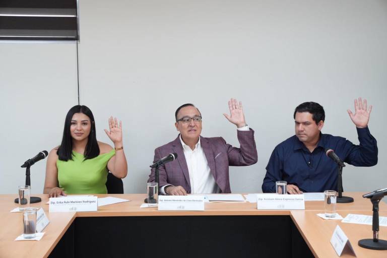 Avanza iniciativa que da permiso laboral a burócratas de hacerse estudios de detección de cáncer de mama