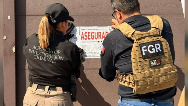 FGR asegura casa, vehículo y armamento tras cateo en Culiacán