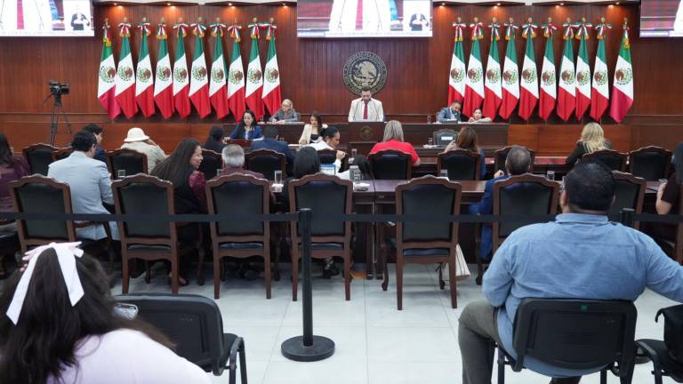 En el Congreso del Estado 10 municipios presentaron la iniciativa para actualizar las tablas catastrales.