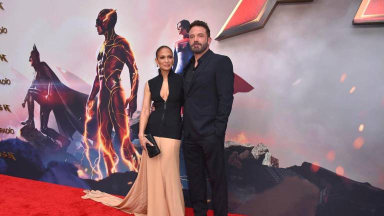 Celebra Jennifer López primer aniversario de bodas con un nuevo tema para Ben Affleck