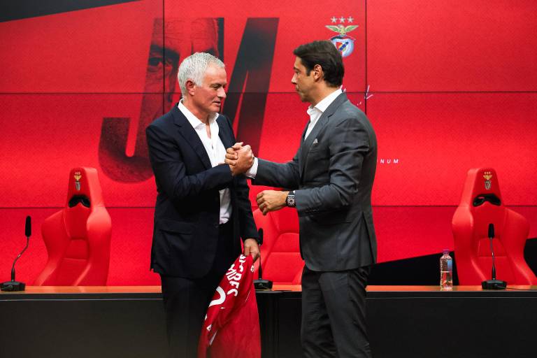 José Mourinho es el nuevo entrenador del Benfica