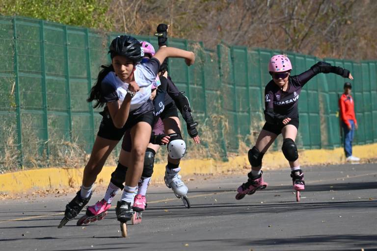 A toda velocidad, obtienen patinadores mazatlecos siete preseas en estatal Conade