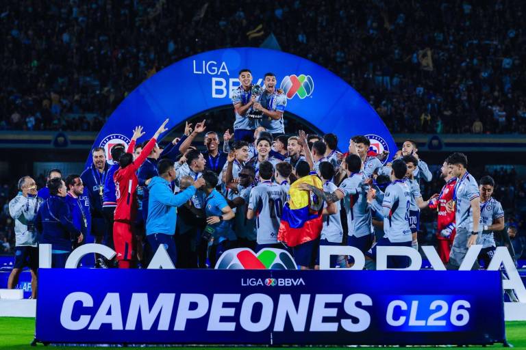 Cruz Azul logra su décimo título de liga.