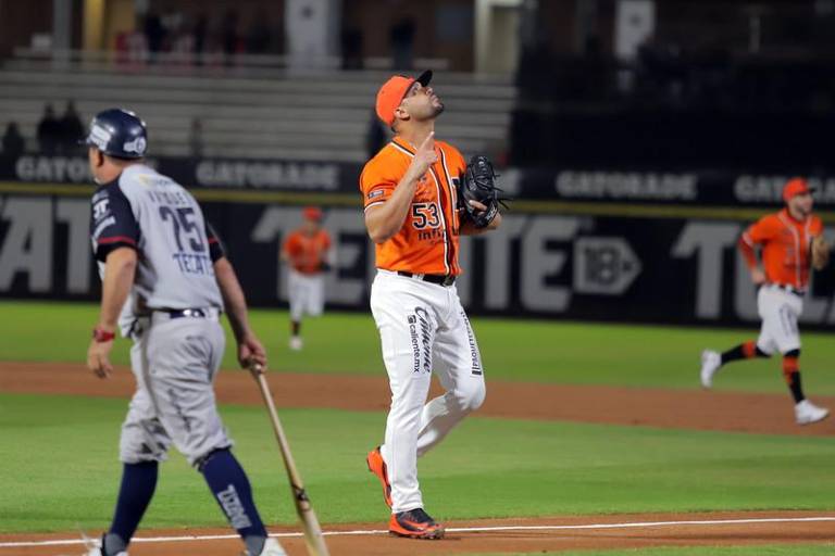 Naranjeros pega primero en casa ante Sultanes