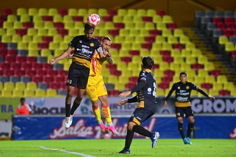 Dorados sufre su cuarta derrota consecutiva y se hunde en el Apertura 2025