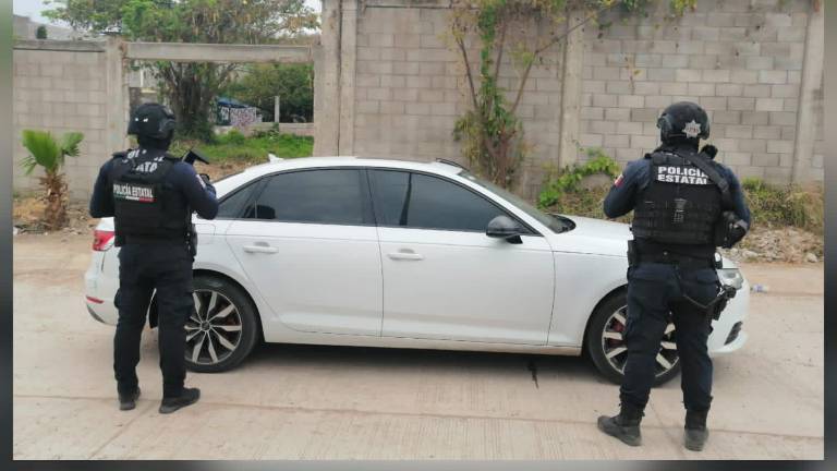 El Audi A4 asegurado por autoridades en Culiacán fue localizado en el fraccionamiento Alturas del Sur tras una persecución.