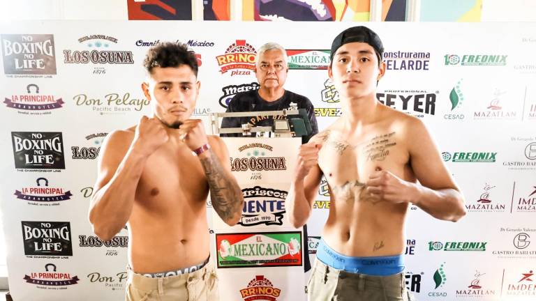 José Ángel “Chinito” Amaro (der.) y Miguel Pedraza cumplen con la báscula.