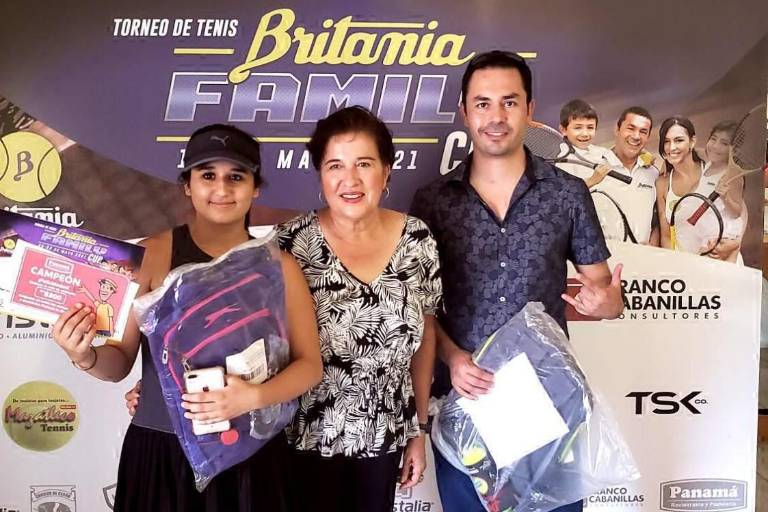 Premian a los campeones del Britania Family Cup 2021