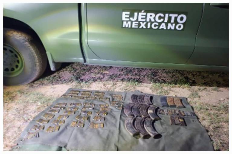 Asegura Ejército cargadores y cartuchos en Angostura