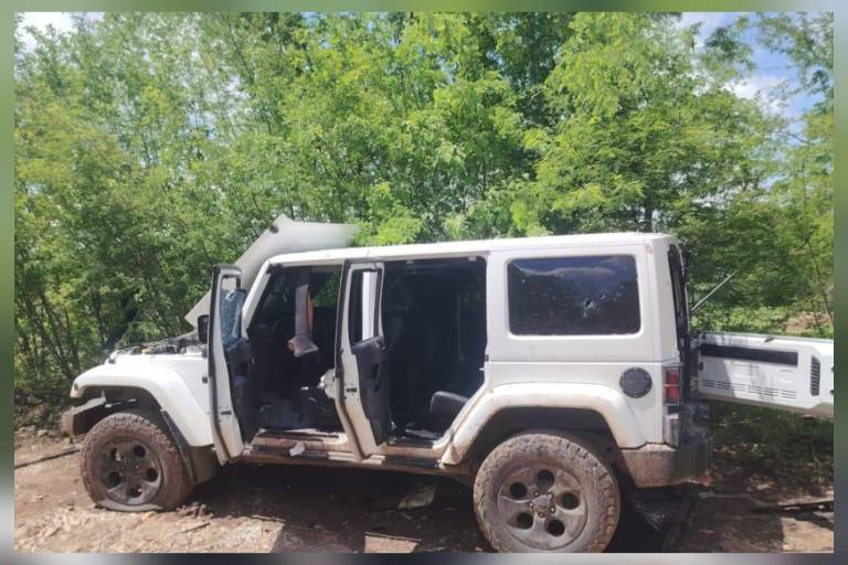 Ejército asegura vehículos con precursores químicos en operativo en Cosalá