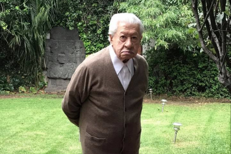 Hospitalizan al actor Ignacio López Tarso por neumonía