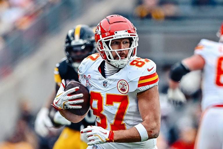 Kansas City aplasta a Pittsburgh, consigue primer lugar en la siembra de la Americana