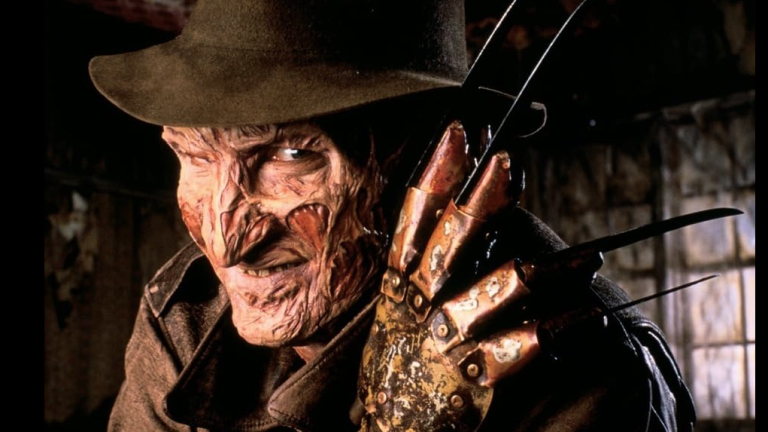 El guante del famoso personaje Freddy Krueger podría llegar a venderse en hasta 8 millones de pesos.