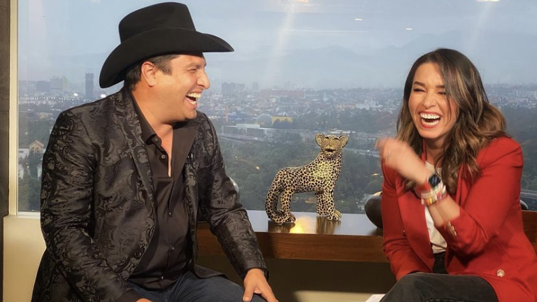 Toma por sorpresa sismo a Julión Álvarez y Laura G en la Ciudad de México.