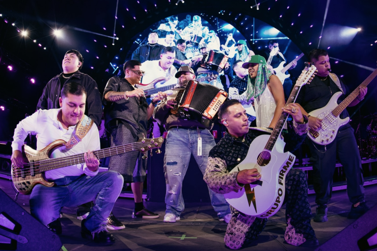 Transmitirá en vivo Grupo Firme su concierto en el Estadio GNP, a través de Disney+