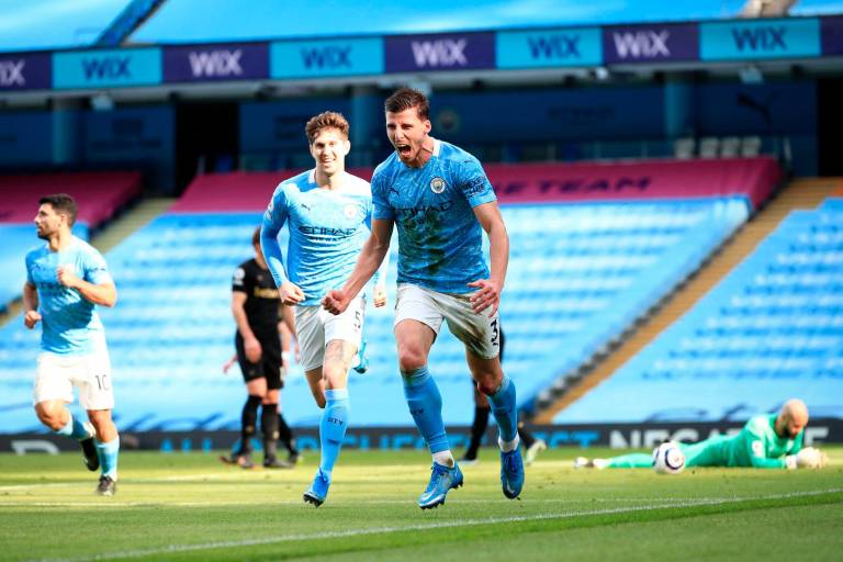 Manchester City sigue imparable en Inglaterra