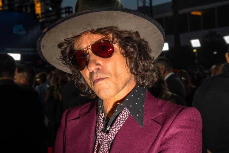 Anuncia Enrique Bunbury su retiro de los escenarios