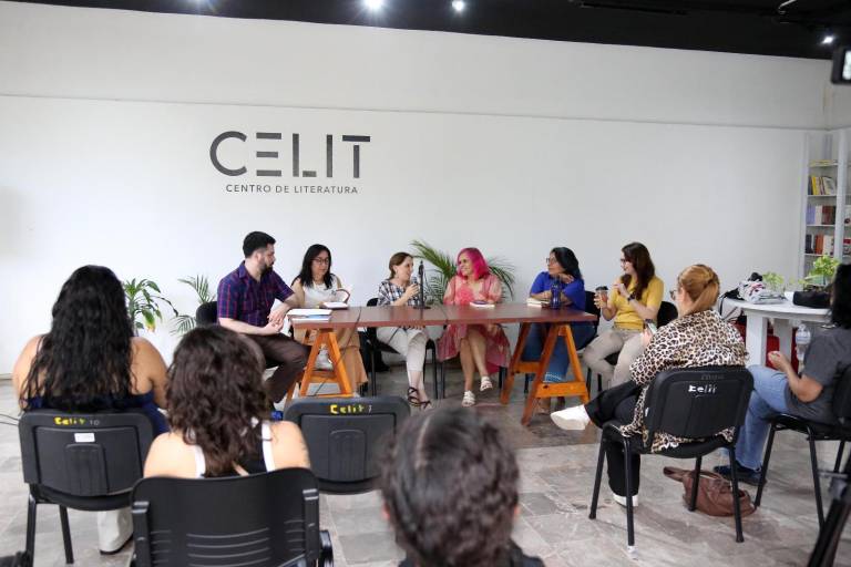 ‘El cuento permite más libertad para experimentar’: Ana García Bergua