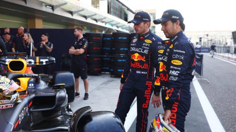 Max Verstappen y Sergio ‘Checo’ Pérez están listos para las pruebas.