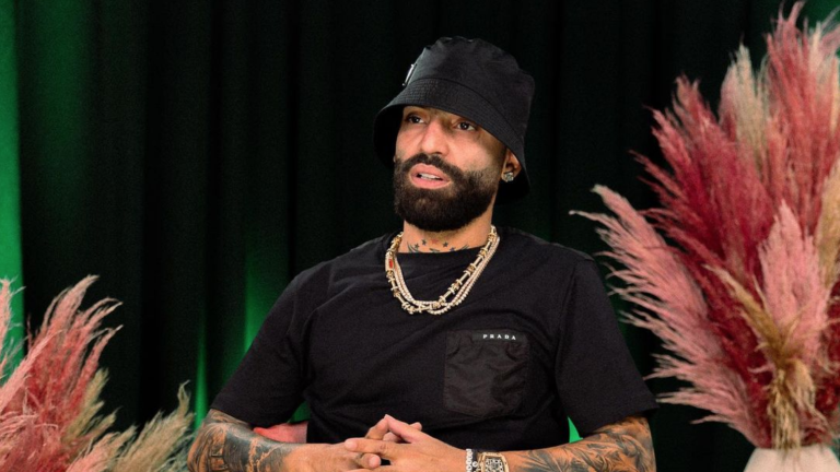 Arcángel critica al reguetón.