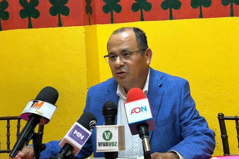 Denuncian docentes de la UAdeO que nuevo reglamento los excluye de ejercer derechos legales