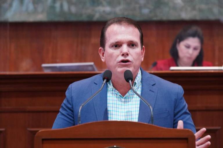 Que no se le olvide que el Congreso es quien desafuera, dice Adolfo Beltrán a Estrada Ferreiro