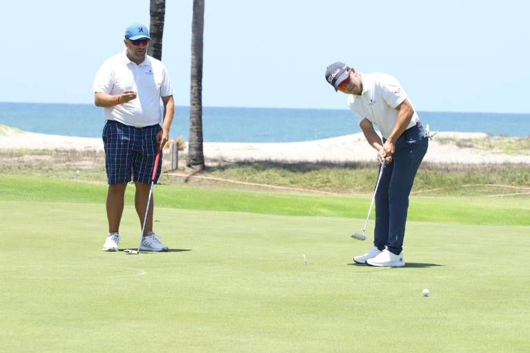 Sorprendente título en Torneo de Golf del Centro Hospitalario Alhma