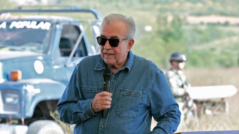 El Gobernador de Sinaloa Rubén Rocha Moya habla sobre el rescate de menores en una embarcación en altamar.