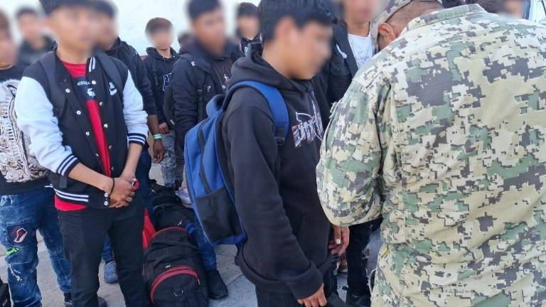 La mayoría de los menores rescatados en altamar frente a Topolobampo recibirán atención ahora en Mazatlán.