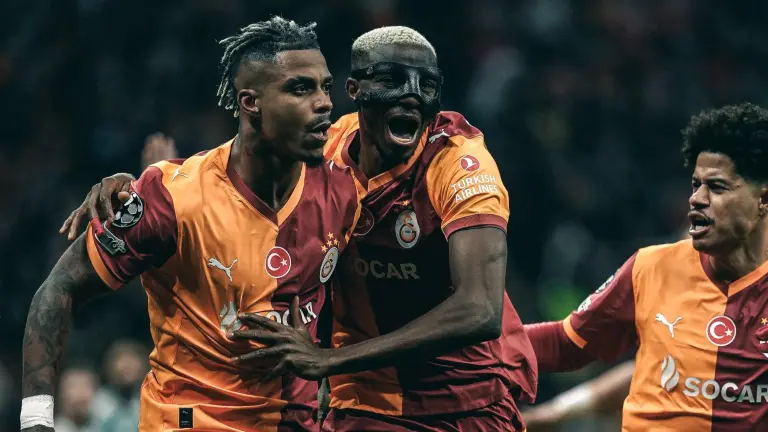 Mario Lemina sorprendió con gol en los primeros minutos del encuentro del Galatasaray.