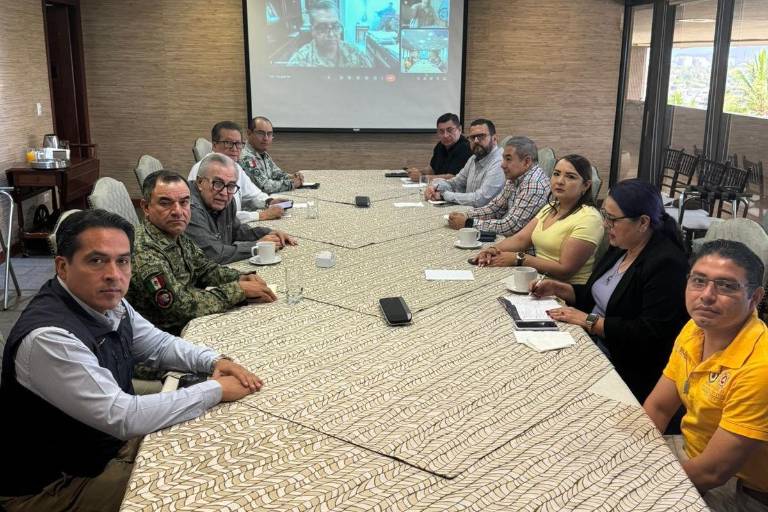 Autoridades de seguridad y rescate de Sinaloa se preparan ante la tormenta Alvin