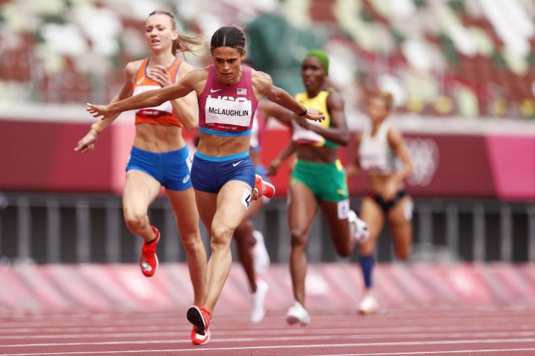 McLaughlin logra en Tokio 2020 el oro más rápido de la historia en 400m vallas femenino