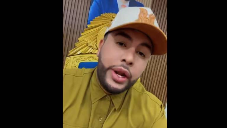 El Alcalde de Elota, Richard Millán, descartó una agresión directa en su contra tras un enfrentamiento registrado en la carretera Culiacán-Mazatlán.