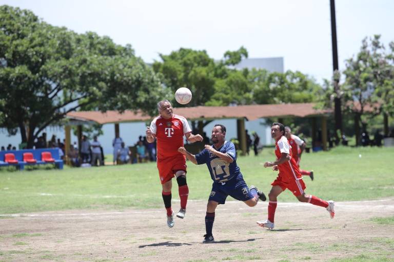 Muralla FC da cerrojazo con broche de oro en Liga Veteranos Platino