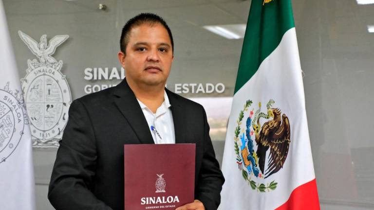 Jesús Manuel Estrada López rindió protesta como Director del Instituto Sinaloense de Desarrollo Social.