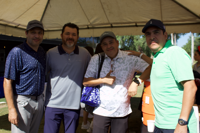 Dan golfistas un swing por la educación en el Torneo de Golf Exatec Blue Open