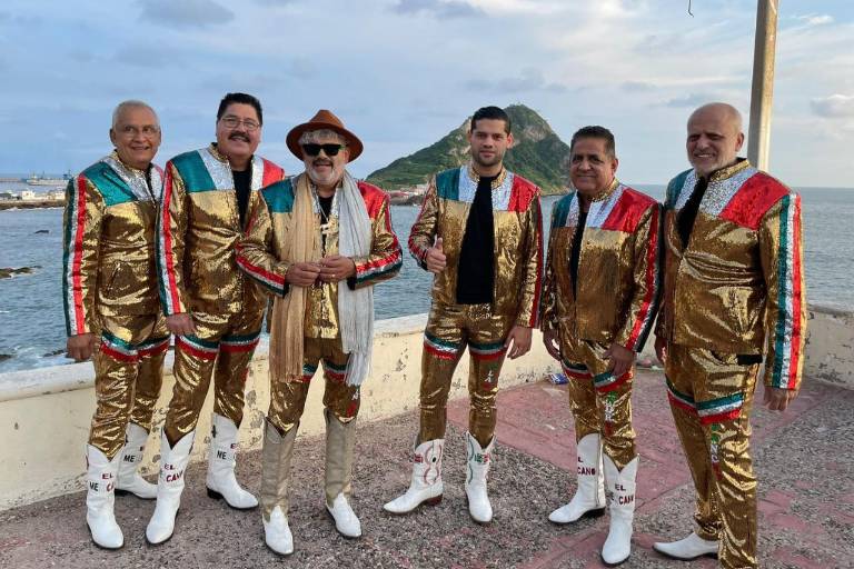 Su Majestad Mi Banda El Mexicano graba video de ‘Mary La Orgullosa’, en Mazatlán