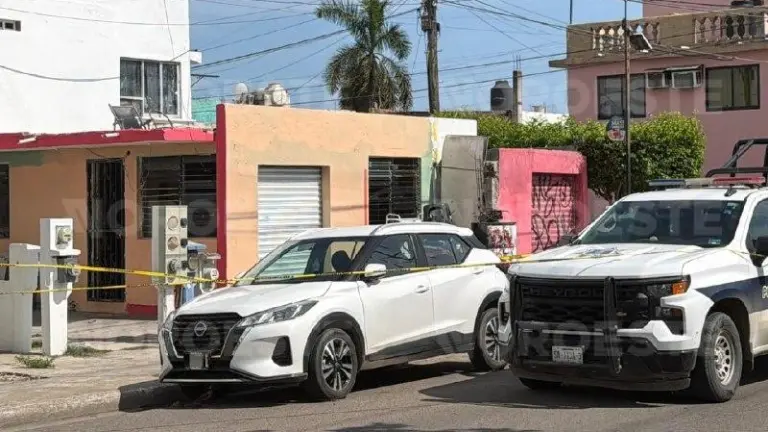 Hombres armados balearon una vivienda en el Infonavit Playas de Mazatlán.