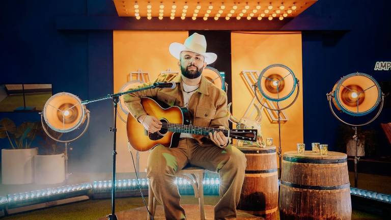 Carin León participó en La Casa de Los Famosos México.